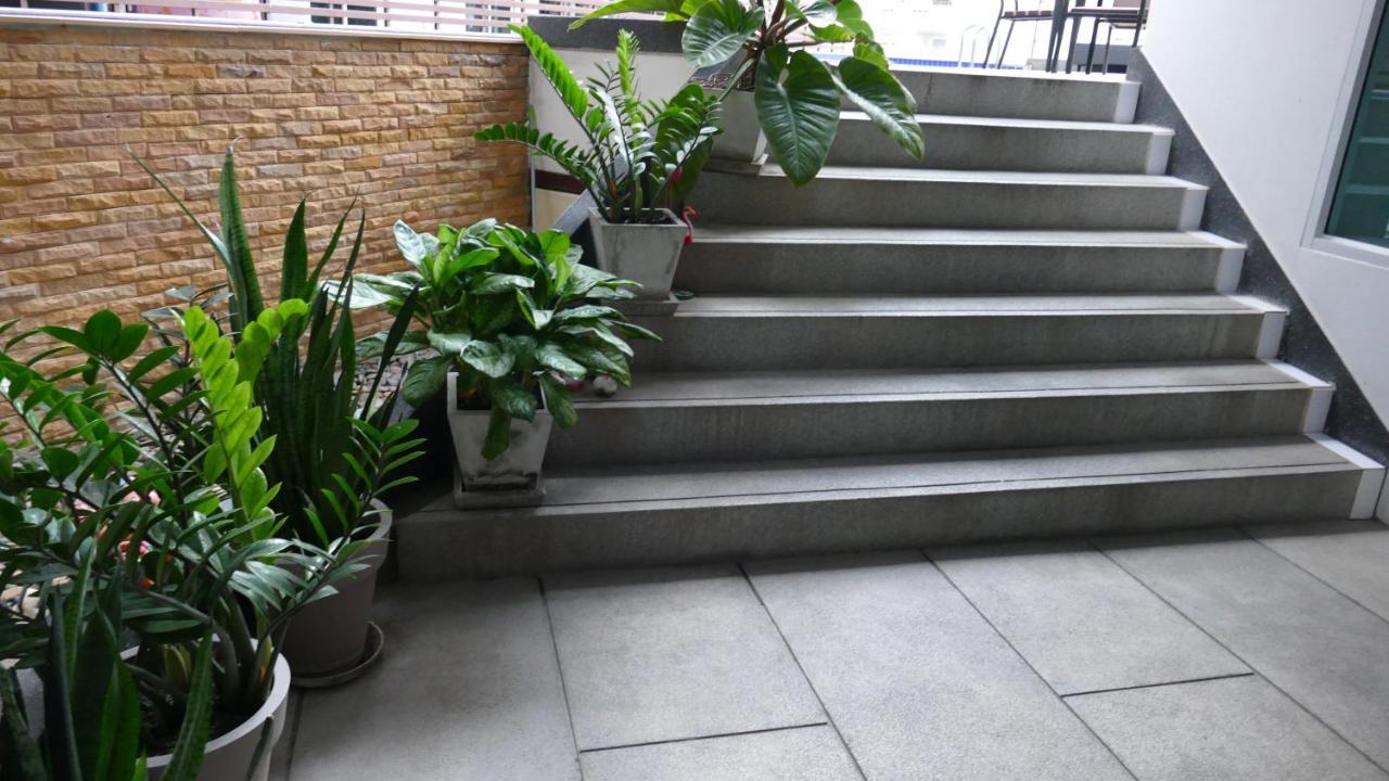 Sundowner Sukhumvit Apartman Bangkok Kültér fotó